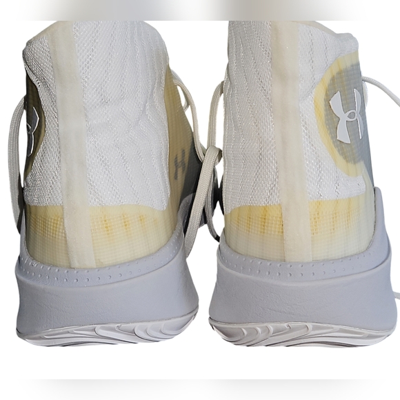 Under Armor Spawn Mid Basketball Athletic Micro G men 13 never used - Picture 7 of 11